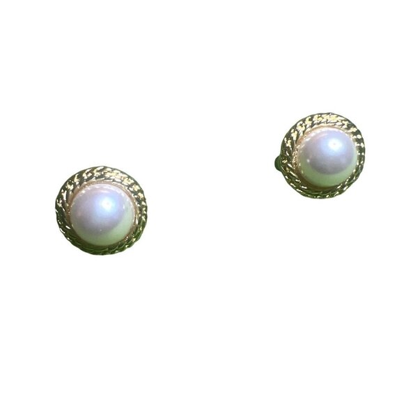 Vintage Faux Pearl Clip-on Earrings Gold Tone Good Condition Classic - Picture 2 of 7